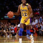 追梦：魔术师来到如今NBA也会很强 我去他的时代也会成功